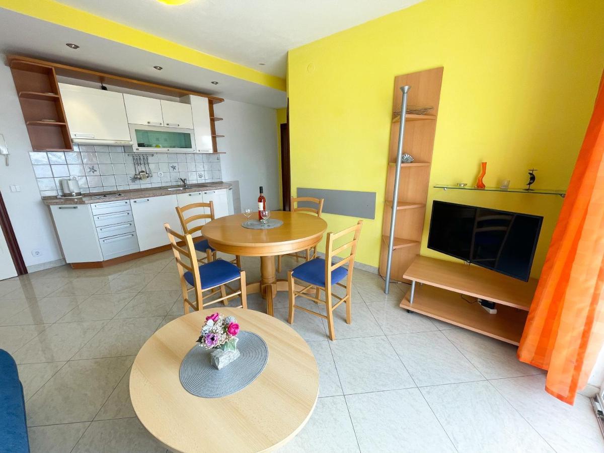 Apartmani Toni Dramalj Exterior foto